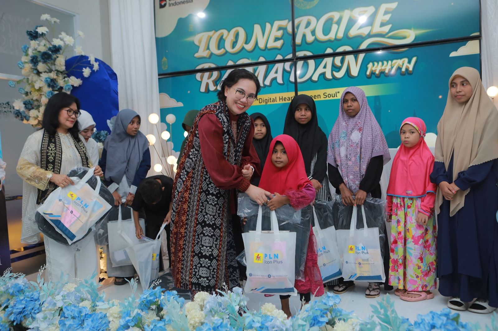 PLN Icon Plus Kantor Perwakilan NTT Gelar Kunjungan Kerja Ramadan Penuh Makna